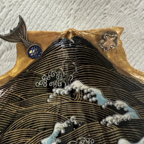 Hand made Decoupage Scallop Shell Trinket Dish First Wave Mermaid Tail - Picture 5 of 7
